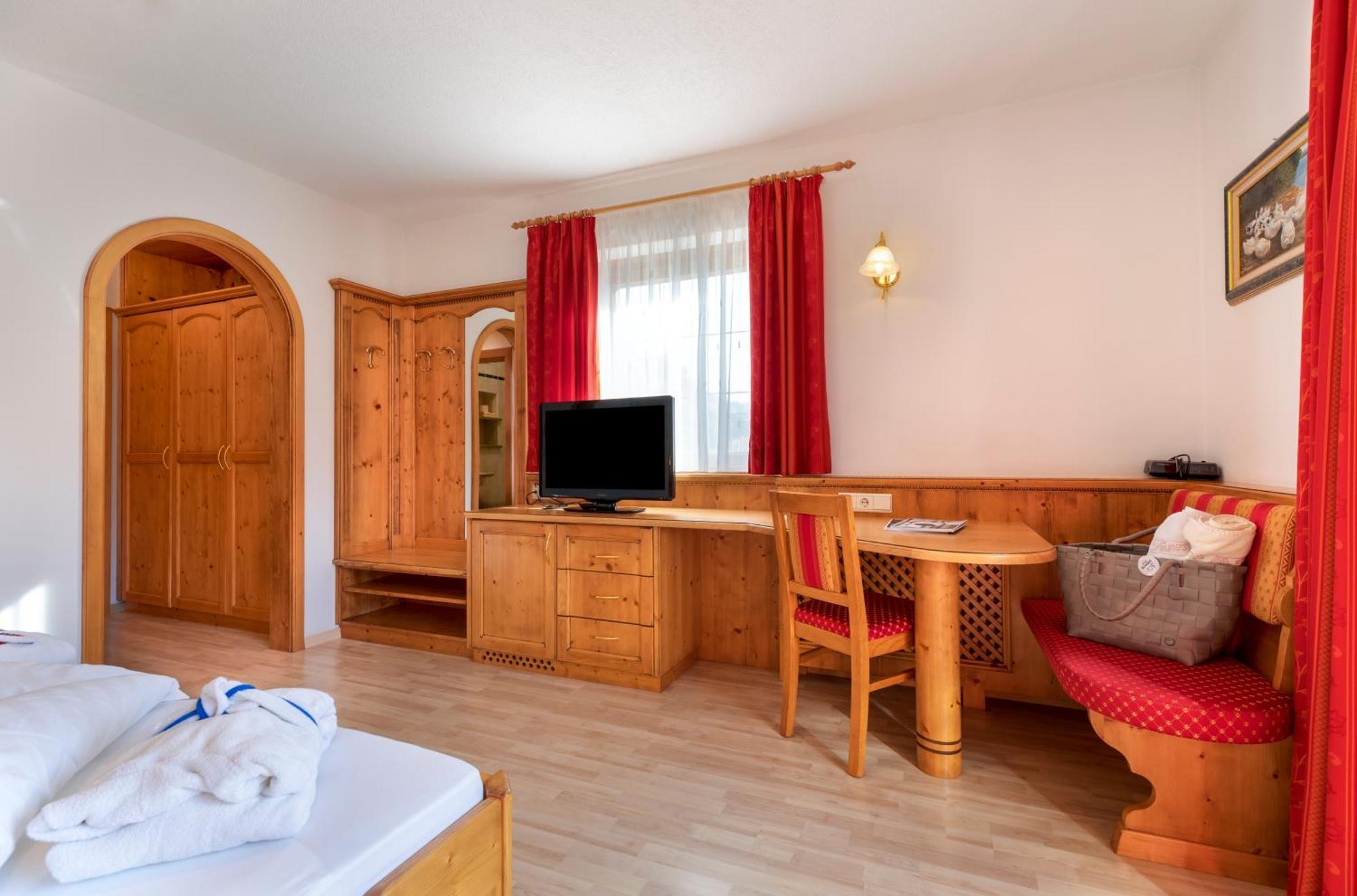 Hotel Kronhof Moso Phòng bức ảnh